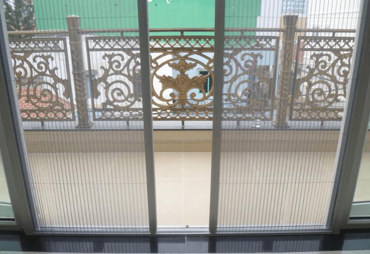 cửa lưới ngăn chuột dạng xếp