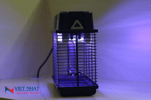 đèn bắt muỗi